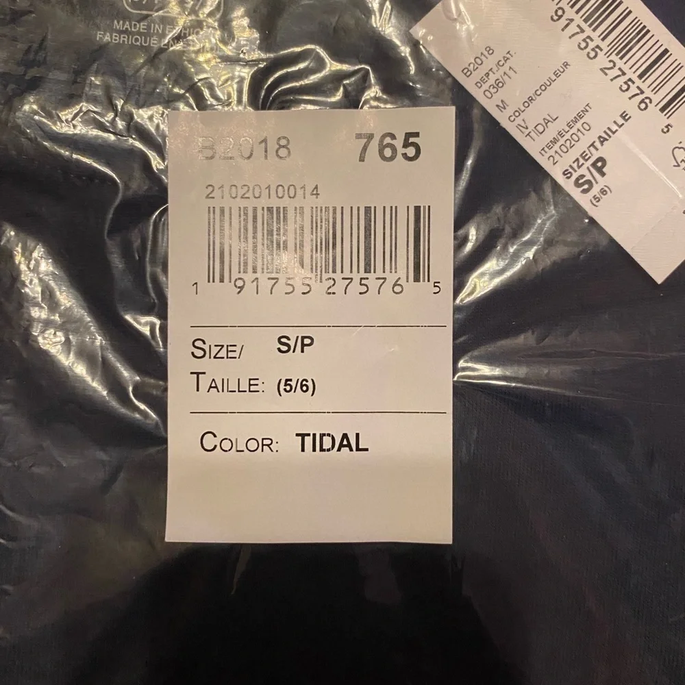 The Children’s Place - NEW -  Girls Tee Shirt - Tidal. Small (5/6)